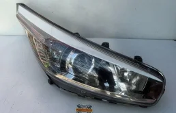 Фара правая Kia Ceed JD (2012—2015)