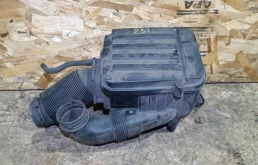 Корпус воздушного фильтра Volkswagen Golf 2011 AJ5