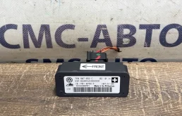Датчик ускорения Volkswagen Touareg 7P0907652C NF 3.6