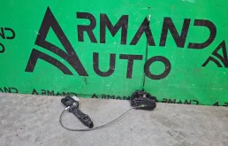 Замок двери Nissan Navara 2004-2015 80500EB30A D40, задний правый
