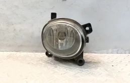 ТУМАНКА AUDI VOLKSWAGEN ПРАВАЯ 8T0941700 NA8545Z