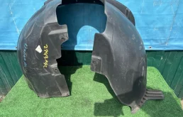 Подкрылок VOLVO XC40 2020 32260181, передний правый