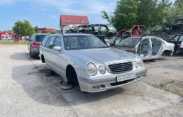 Кузов по частям Mercedes-Benz E-Class 2001 A2108852325 S210 OM613.961 3.2 CDI