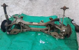 Задняя балка подвески Ford C-MAX I (2003—2007)