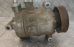 Компрессор кондиционера Volkswagen Golf 5Q0820803G CXSA