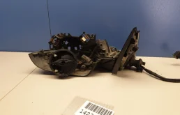 Стекла и зеркала для Audi A8 на фотографиях