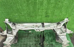 Панель передняя OPEL ASTRA H, ZAFIRA B 2004- серебро б/у ASTRA H(2004-2014);ZAFIRA B(2005-2014)