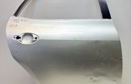Дверь Toyota Auris 2006-2013