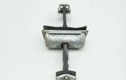 Ограничитель двери Ford Focus 2007