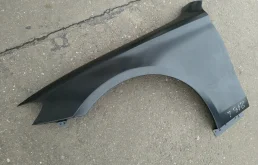 Крыло левое для Mercedes-Benz E class 2021 года на фотографиях