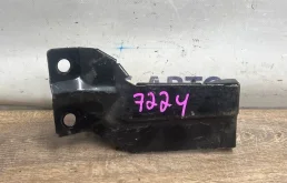 Кронштейн радиатора Volvo XC60 31261932 XC60, правый