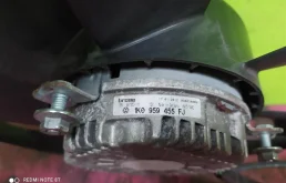 Вентилятор радиатора охлаждения ДВС для Volkswagen Golf 2012 года на фотографиях