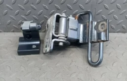 Петли двери Volkswagen Touareg 7L0833401 1 AXQ, задние левые