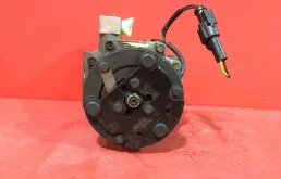 Компрессор кондиционера Ford Fiesta 5 Хетчбэк 2002-2008  FXJB 1.4L 1388 куб.см. бензин 59 кВт (80 л.с.) Duratec МКПП
