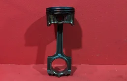 Поршень с шатуном Ford Focus 2 Хетчбэк 2004-2011  QQDB 1.8L 1798 куб.см. бензин 92 кВт (125 л.с.) МКПП