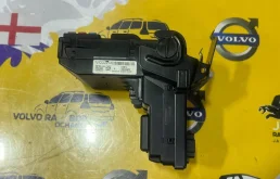 Блок предохранителей CEM L Volvo V70 S60 30765149 V70 II рестайлинг (2004—2007)