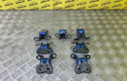 Петля двери к-кт Toyota Hilux (2005-2015) 2012 6871002070 ПИКАП 2.5 D 2KDFTV