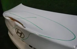 Крышка багажника для Hyundai Elantra на фотографиях