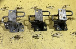 Петля двери Volkswagen Passat B6 3C8831412A, передняя правая