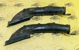 Патрубок воздухозаборника Ford Focus 3 AV619E635BD