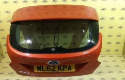 Крышка багажника Ford Focus 3 1838957