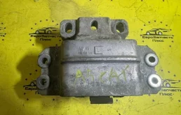 Подушка ДВС Skoda Octavia A5 1K0199555 1Z 1.4 CAXA