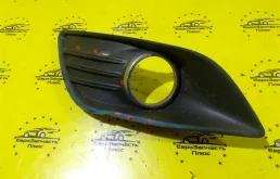 Накладка противотуманной фары Ford Focus 2 8M51R19953, левая