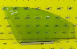 Стекло двери Opel Astra 93183267 H, переднее правое
