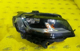 Фара Audi A4 8K0941004 B8, передняя правая