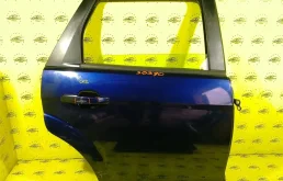 Дверь дефект Ford Focus 2 1702408 УНИВЕРСАЛ, задняя правая