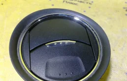 Дефлектор воздуховода Ford Mondeo 4 1688403 УНИВЕРСАЛ