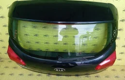 Крышка багажника Kia Ceed 73700A2000 JD