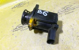 Клапан электромагнитный Volkswagen Passat B6 06H145710D B6
