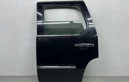 Дверь Cadillac Escalade GMT900