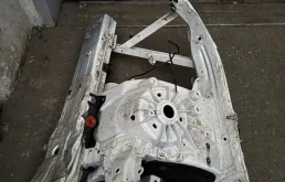 Лонжерон BMW X5 40dx 2022 41007933486 G05 B57D30B, передний правый