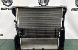 Кассета радиаторов BMW X7 40dx 2023 17118472275 G07 B57D30B