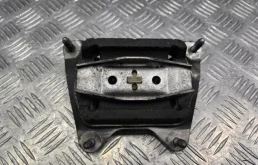 Подушка АКПП Audi A6 2010 4F0399151AN C6 CAJA