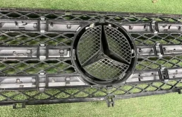 Решетка радиатора для Mercedes-Benz G class 2015 года на фотографиях