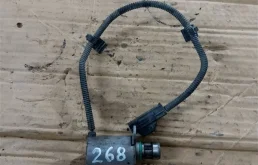 Клапан охлаждения поршней Volvo XC60 2013 30757801 D5244T17