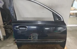 Дверь Volvo XC90 2012 31385357 B6324S5, передняя правая