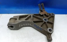 Кронштейн опоры ДВС Opel Zafira B 2005 - 2012 2008 13174501, задний
