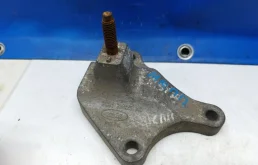 Кронштейн кпп Ford Fiesta 2008