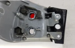 Фонарь внутренний правый для Toyota Highlander на фотографиях