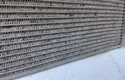 Радиатор кондиционера для Hyundai Solaris 2013 года на фотографиях