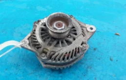 Генератор для Subaru Forester на фотографиях