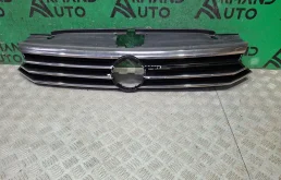 Решетка радиатора Volkswagen Passat 2014-2023 3G0853651ABKZ B8