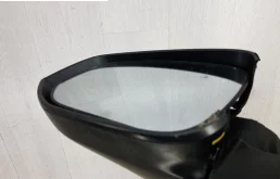 Зеркало боковое левое для Toyota RAV4 2014 года на фотографиях