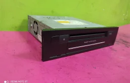 Блок управления зеркалами для Audi Q7 2009 года на фотографиях