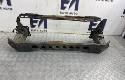 Усилитель бампера Ford Focus 2013 2439074 3 2.0, передний