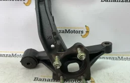 Кулак Toyota Camry 4230448010 40, задний правый